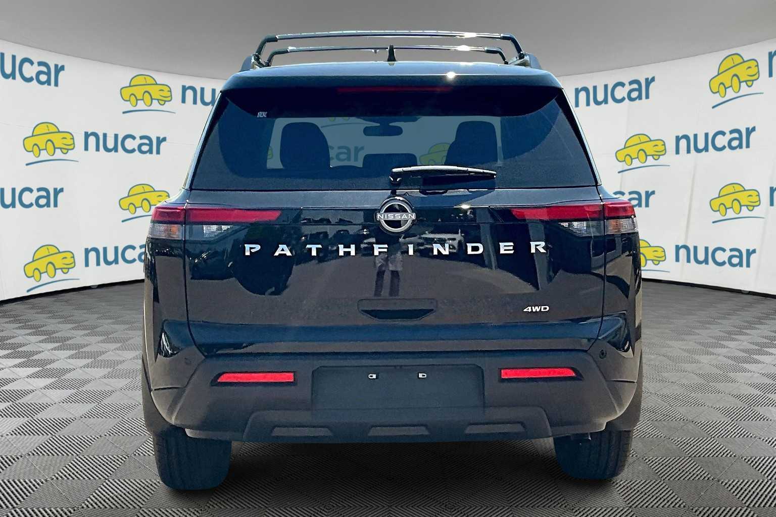 2025 Nissan Pathfinder SV - Photo 5