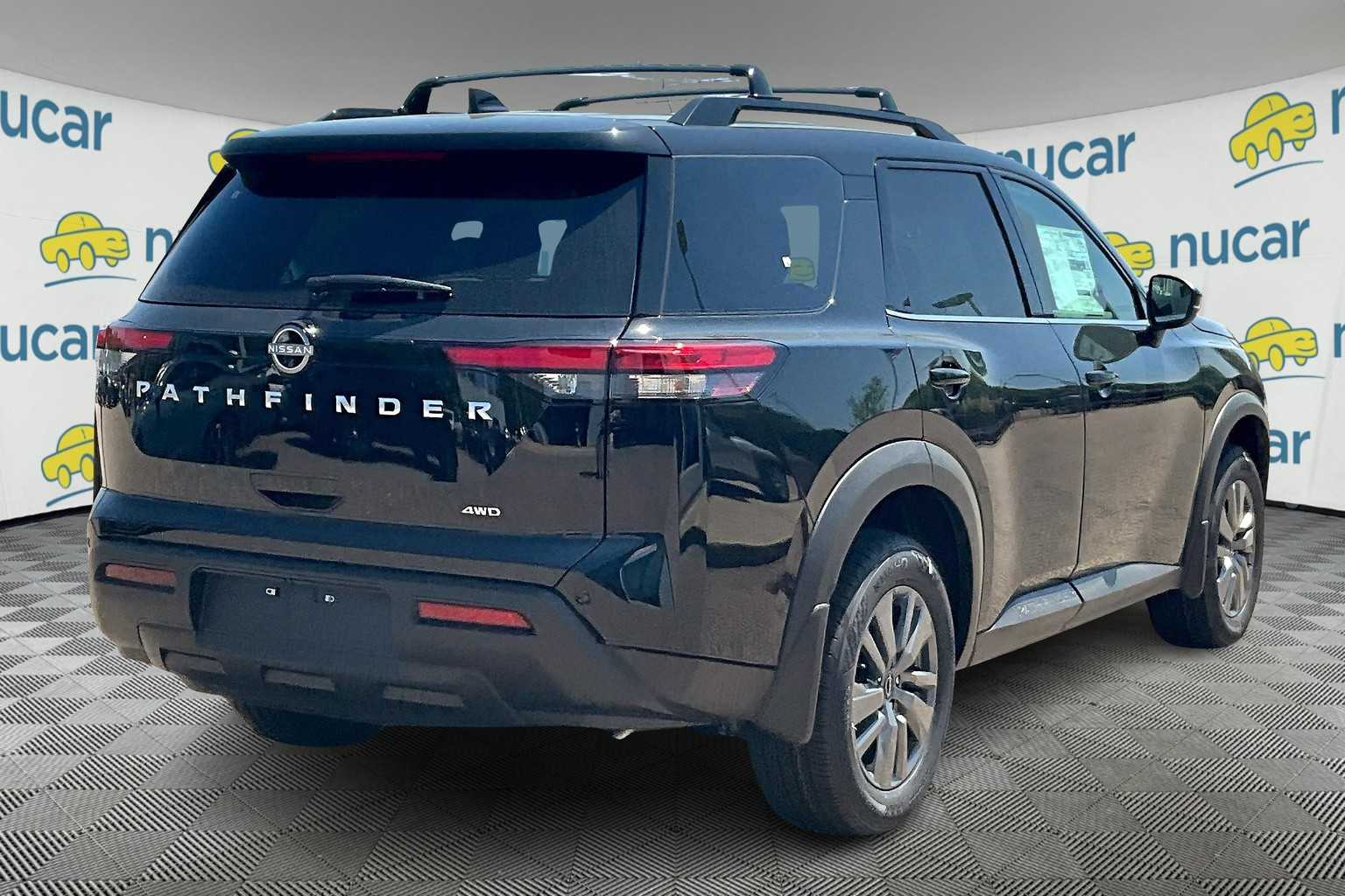 2025 Nissan Pathfinder SV - Photo 6