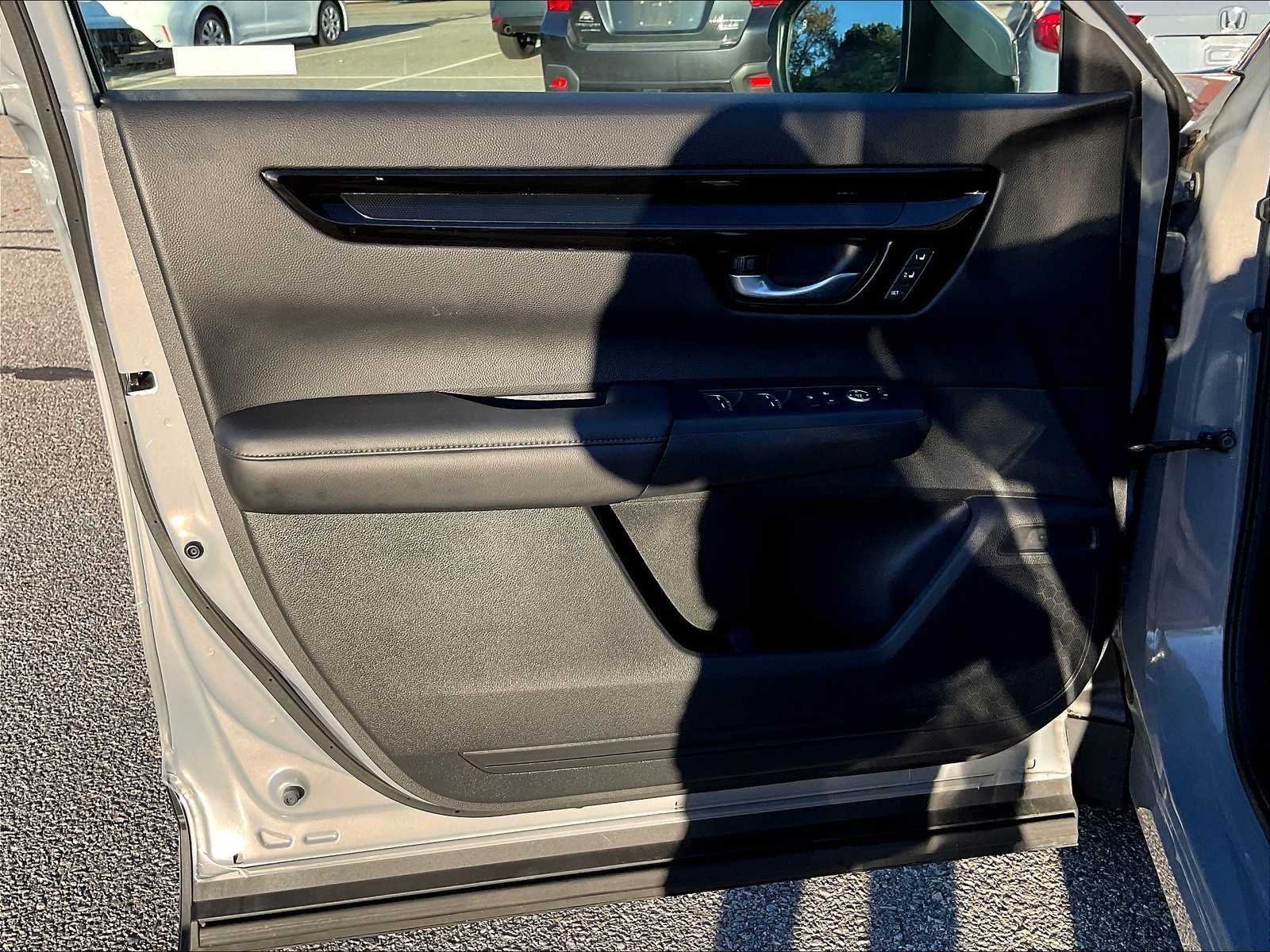 2023 Honda CR-V EX-L - Photo 9
