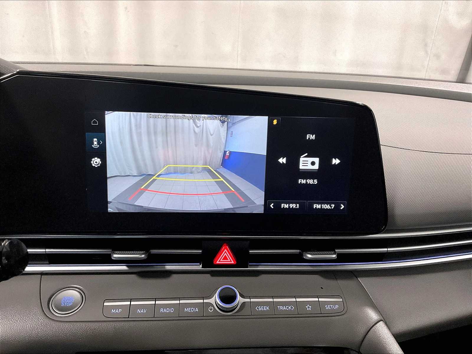 2024 Hyundai Elantra SEL - Photo 19