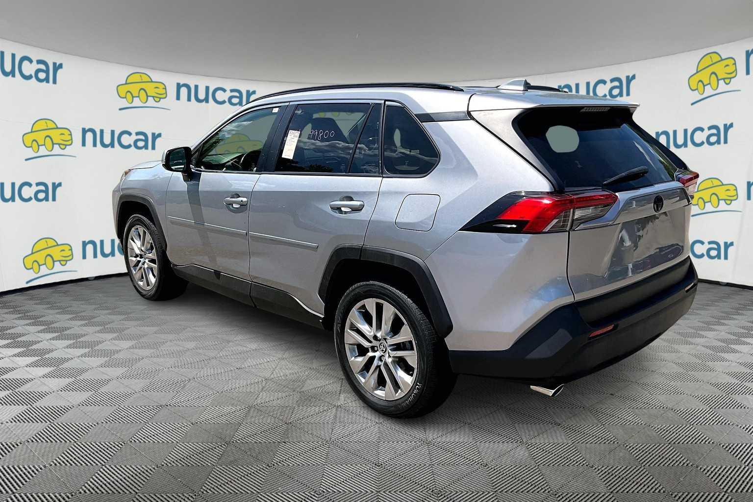 2021 Toyota RAV4 XLE Premium - Photo 3