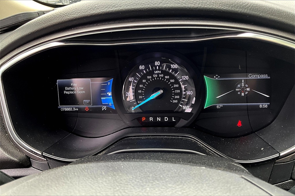 2020 Ford Fusion SE - Photo 25