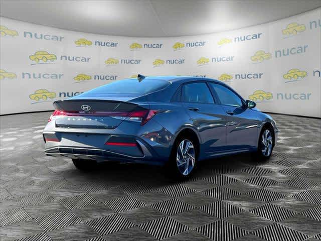 2025 Hyundai Elantra SEL Sport - Photo 16