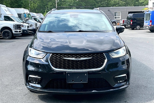 2021 Chrysler Pacifica Touring L - Photo 2