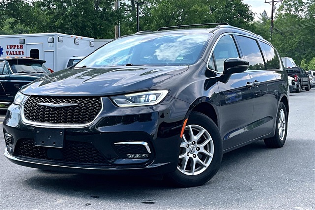 2021 Chrysler Pacifica Touring L - Photo 3