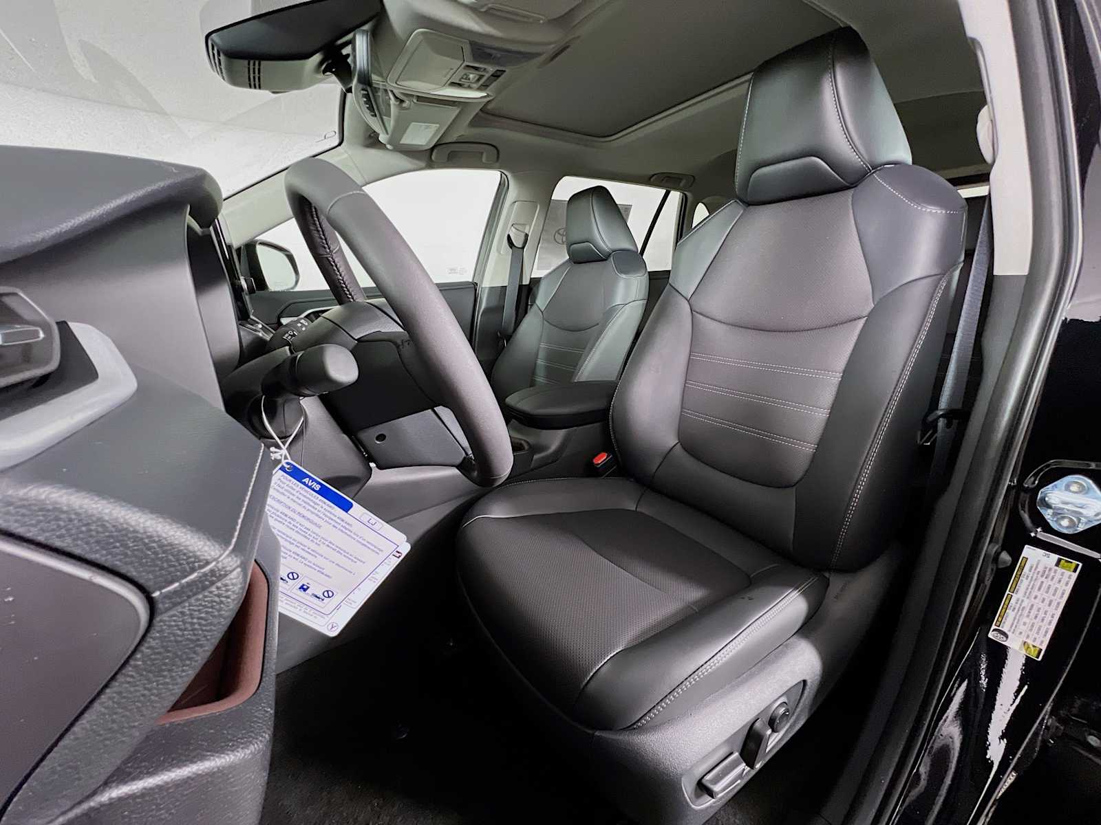 2025 Toyota RAV4 Limited - Photo 12