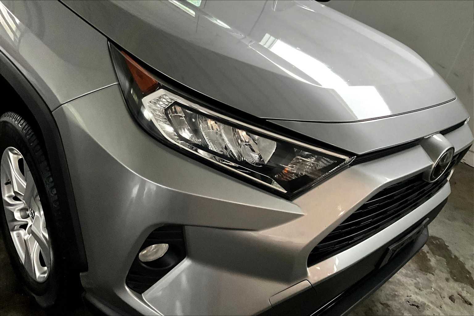 2019 Toyota RAV4 XLE - Photo 32
