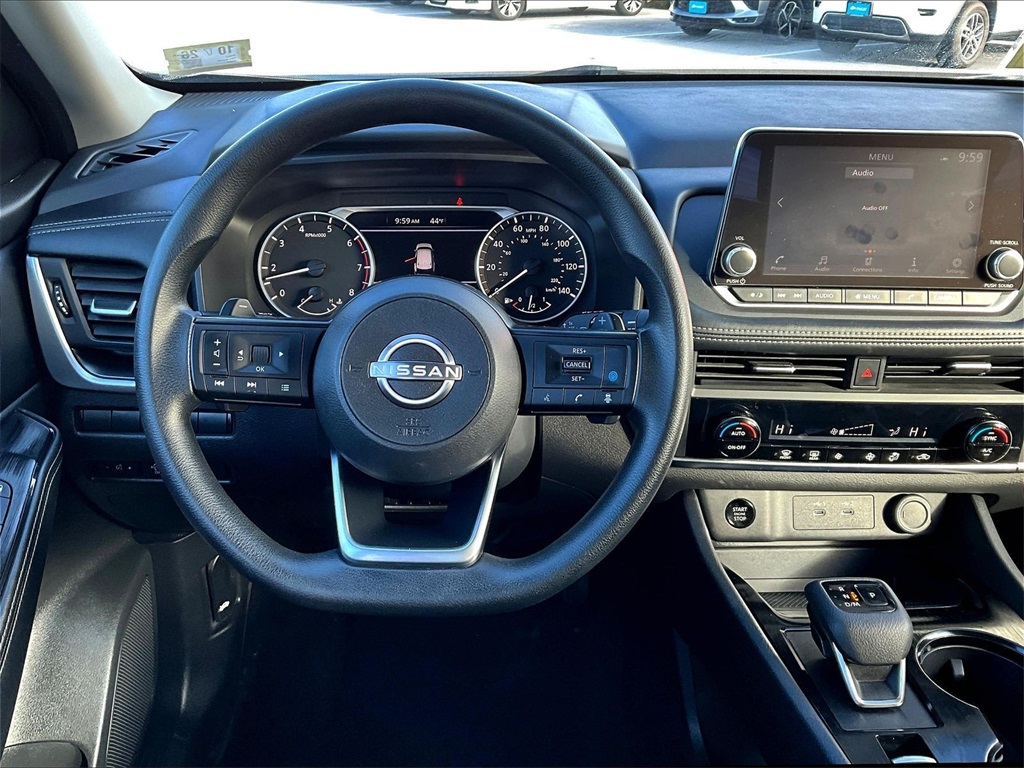 2024 Nissan Rogue SV - Photo 17