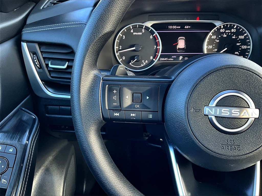 2024 Nissan Rogue SV - Photo 23