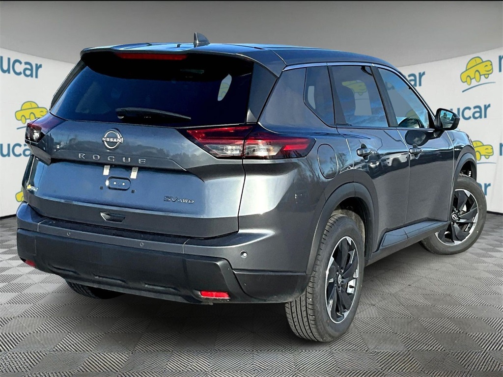 2024 Nissan Rogue SV - Photo 6