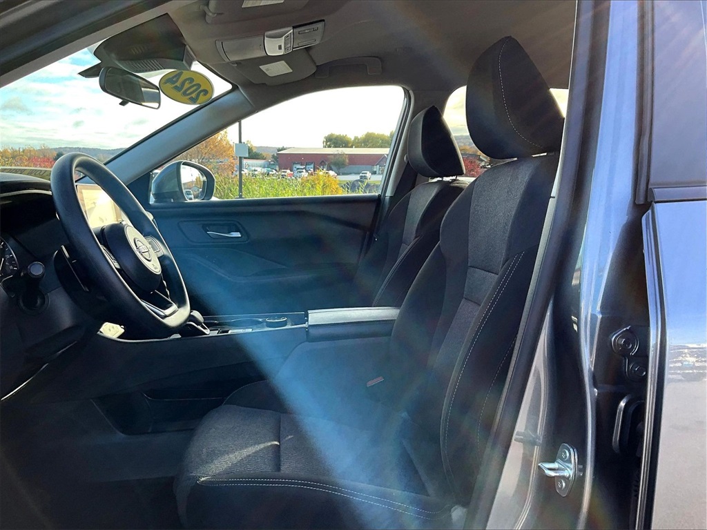 2024 Nissan Rogue SV - Photo 10