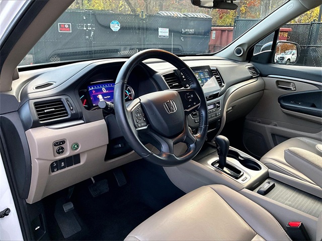 2020 Honda Pilot EX-L - Photo 14