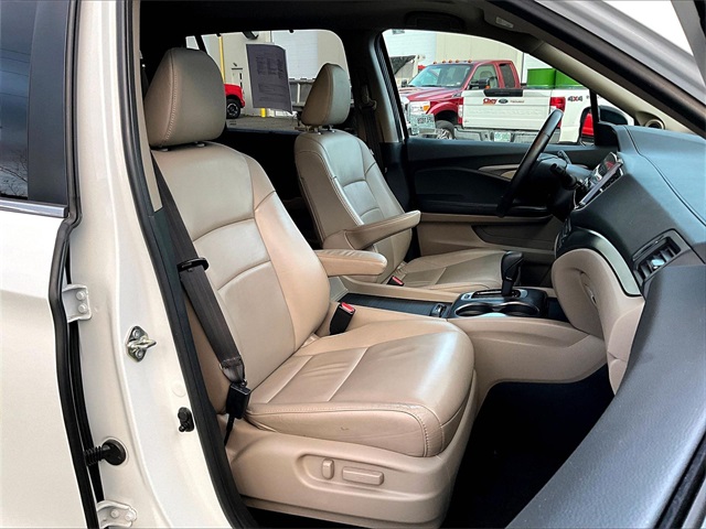 2020 Honda Pilot EX-L - Photo 7
