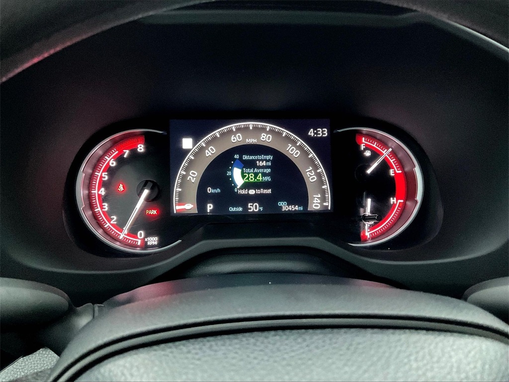 2023 Toyota RAV4 LE - Photo 23