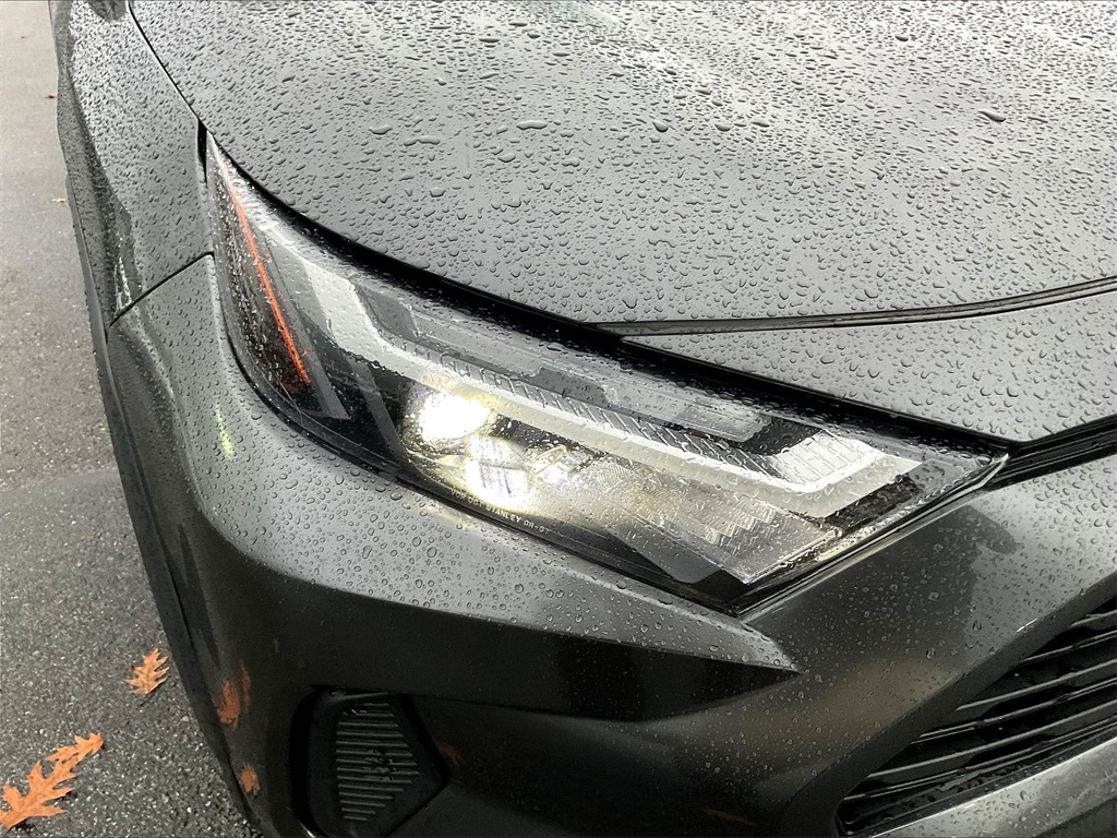 2023 Toyota RAV4 LE - Photo 29
