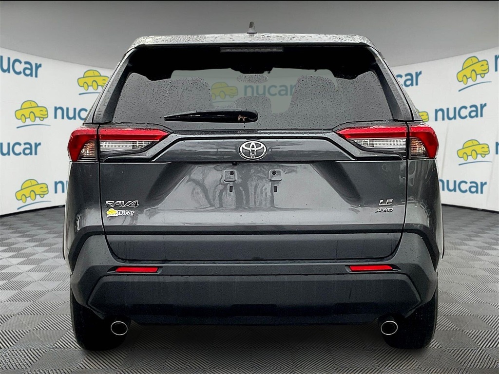 2023 Toyota RAV4 LE - Photo 5