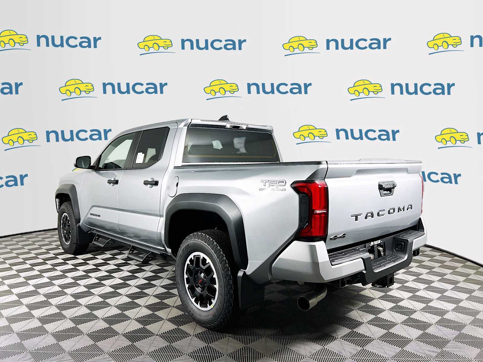 2025 Toyota Tacoma TRD Off Road - Photo 4