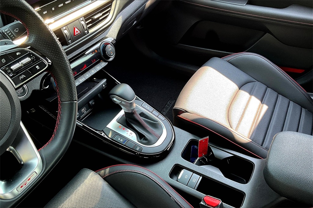 2022 Kia Forte GT - Photo 20