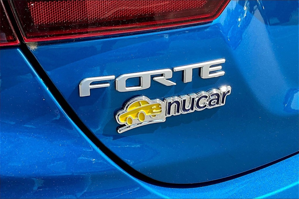 2022 Kia Forte GT - Photo 28