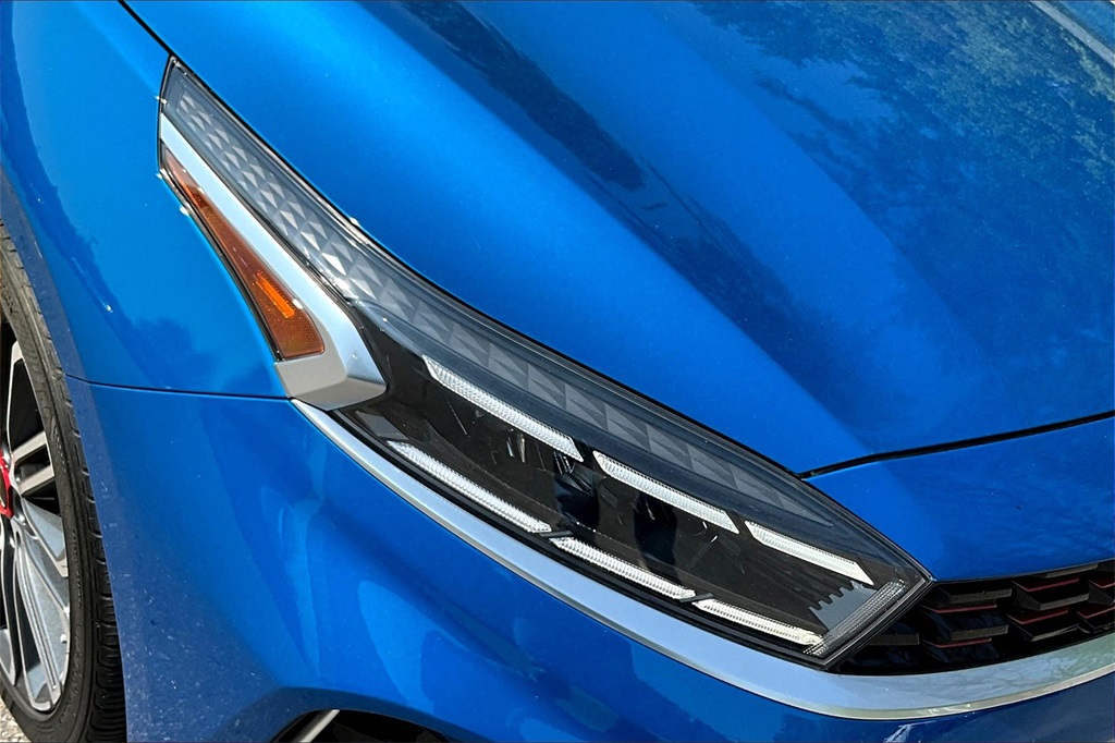 2022 Kia Forte GT - Photo 32