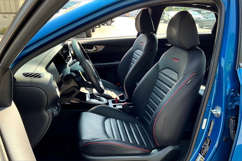 2022 Kia Forte GT - Photo 10