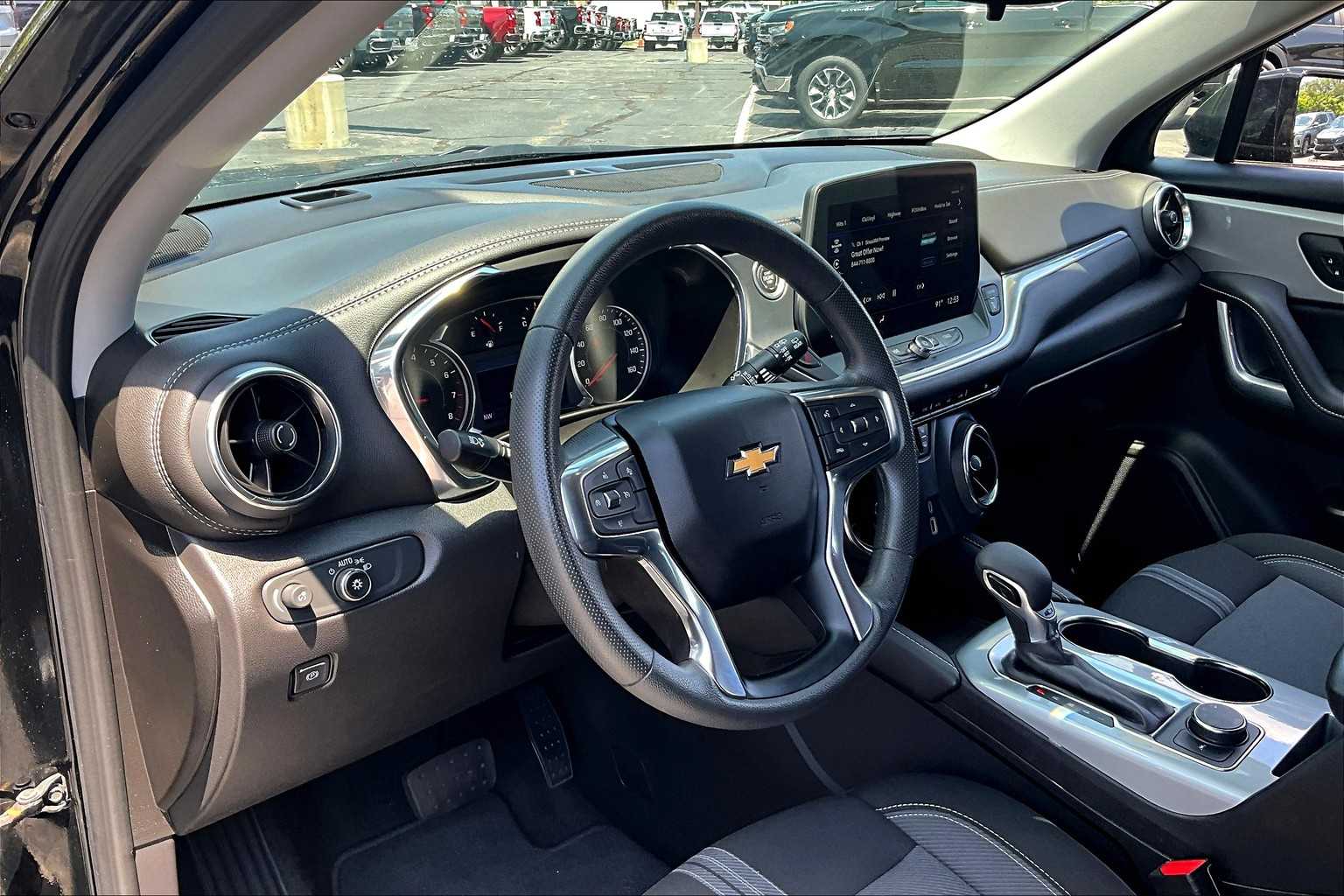 2024 Chevrolet Blazer LT - Photo 8