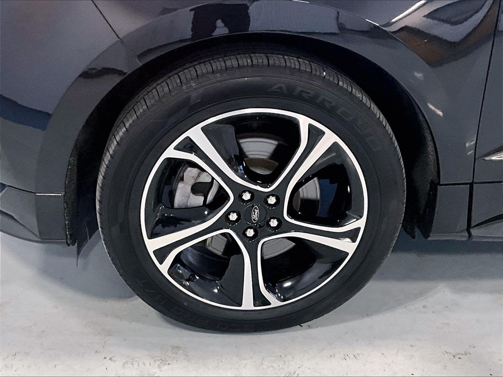 2022 Ford Edge ST - Photo 7