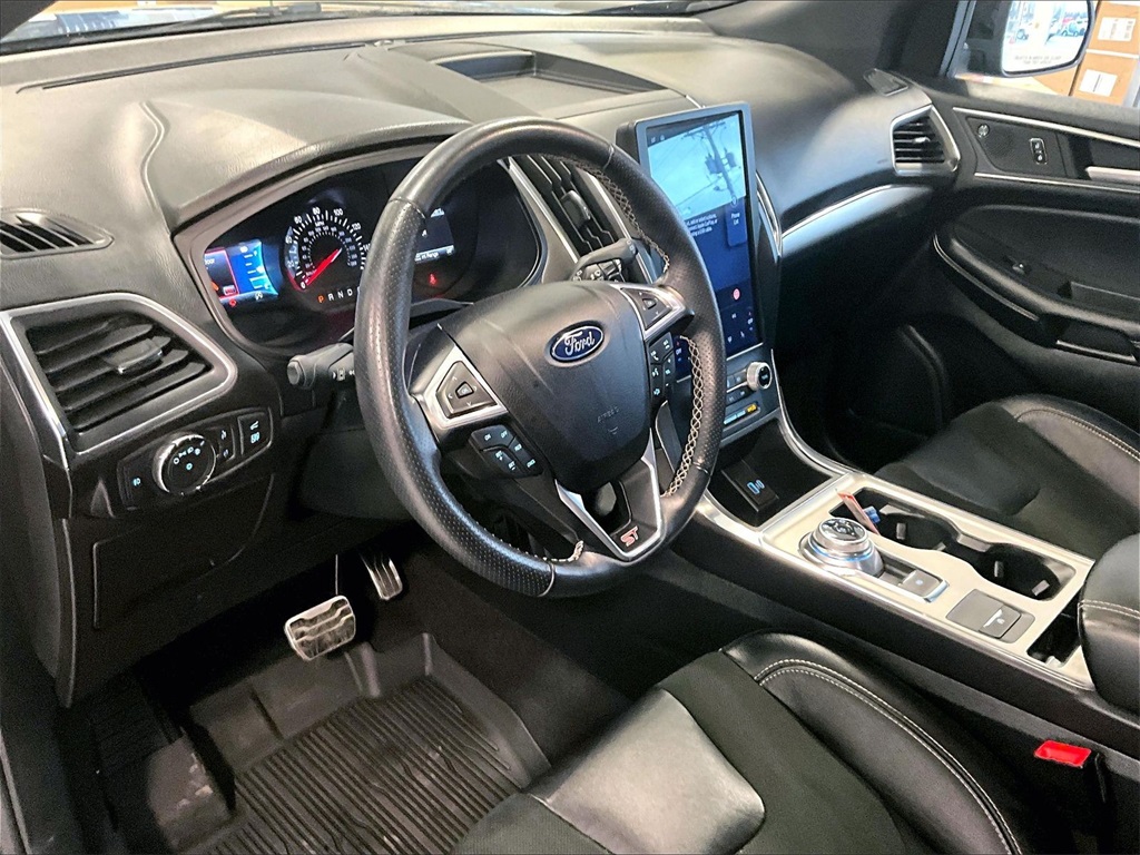 2022 Ford Edge ST - Photo 8