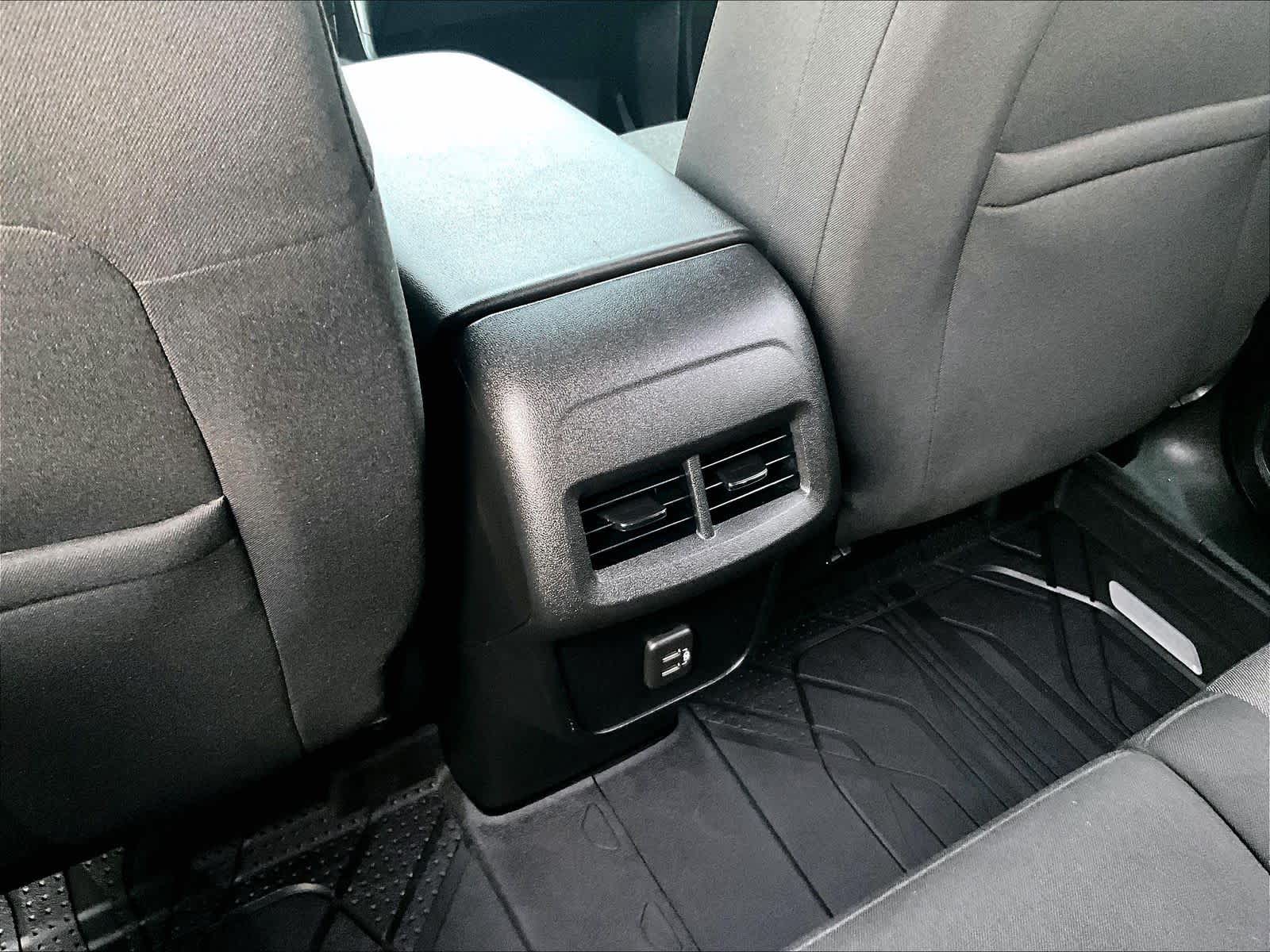 2019 Chevrolet Equinox LT - Photo 28