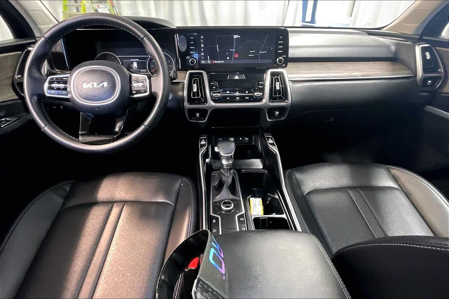 2023 Kia Sorento X-Line S - Photo 21