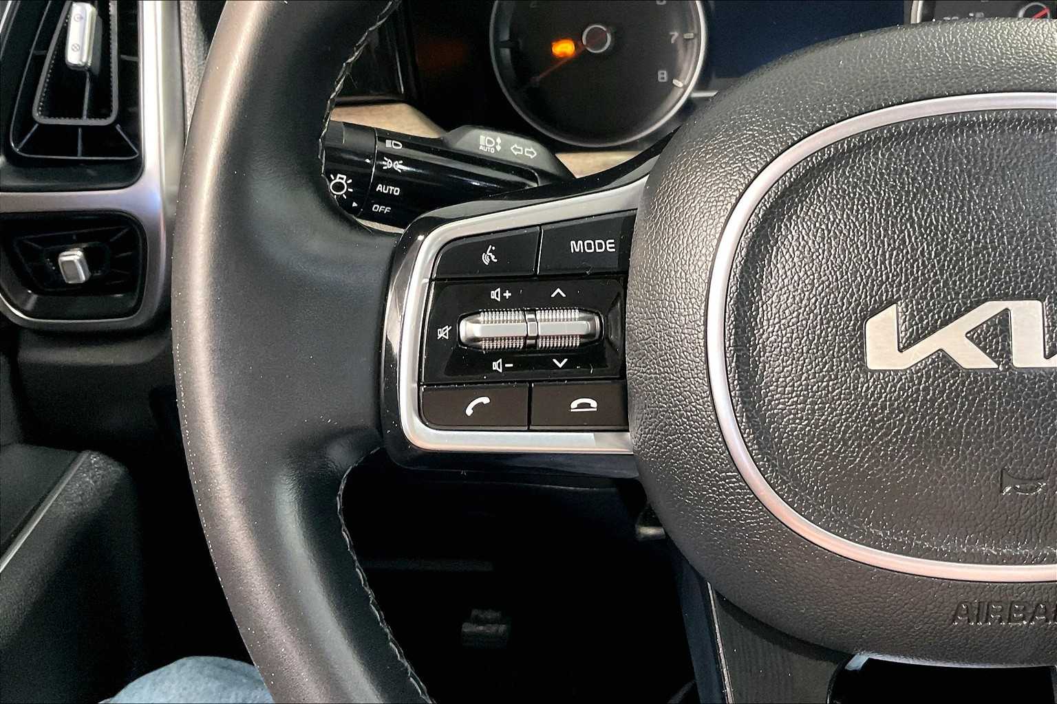 2023 Kia Sorento X-Line S - Photo 23
