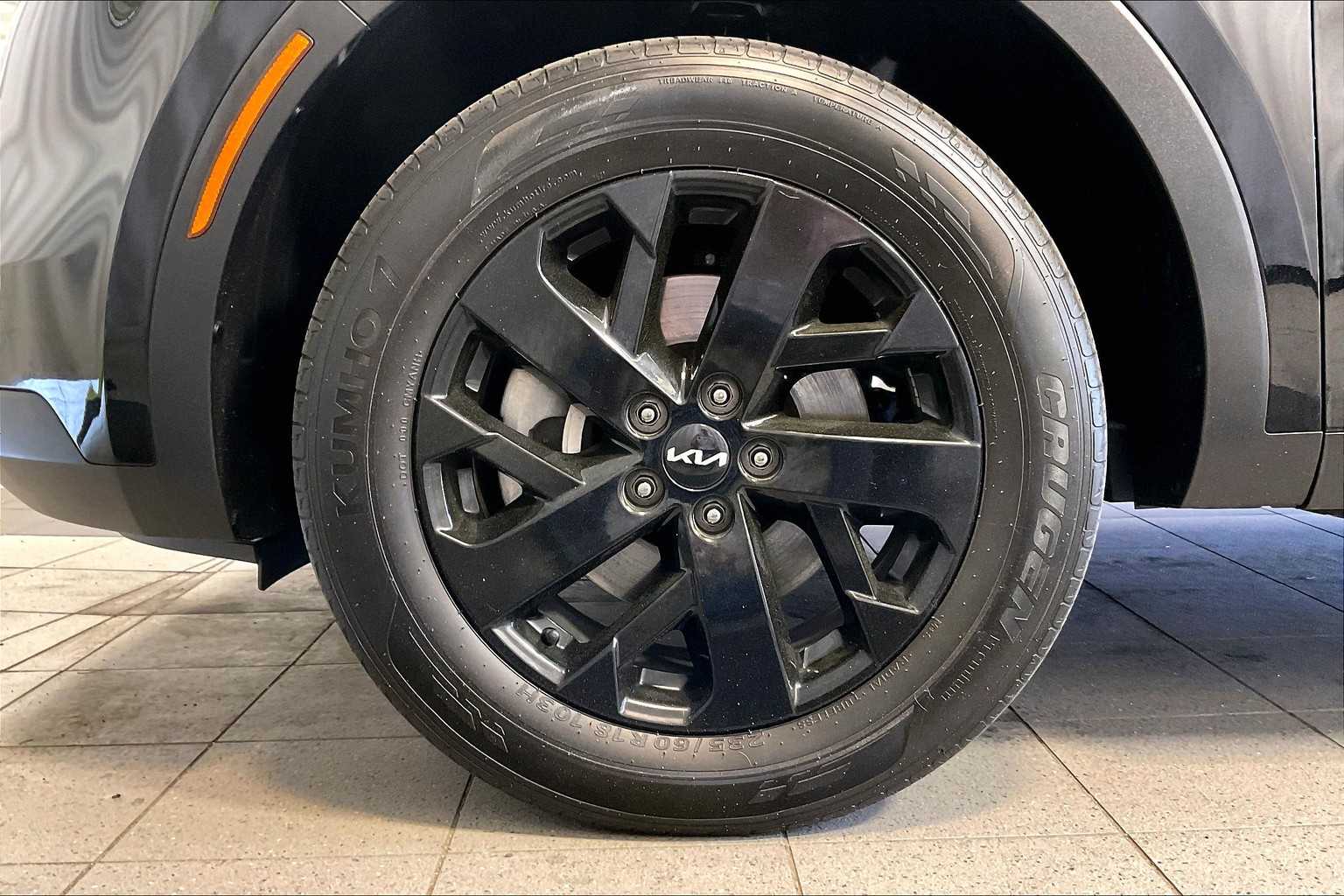 2023 Kia Sorento X-Line S - Photo 7