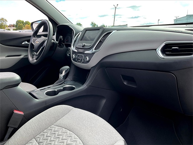 2022 Chevrolet Equinox LS - Photo 13