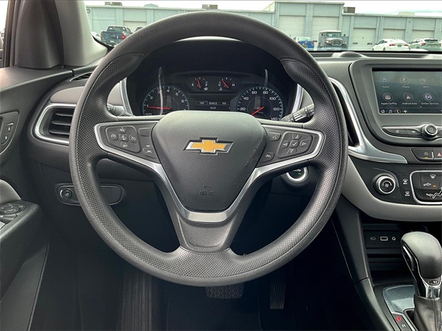 2022 Chevrolet Equinox LS - Photo 16