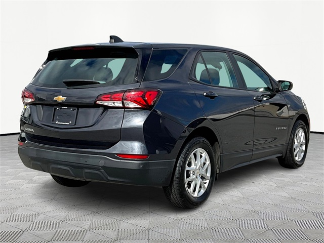2022 Chevrolet Equinox LS - Photo 6