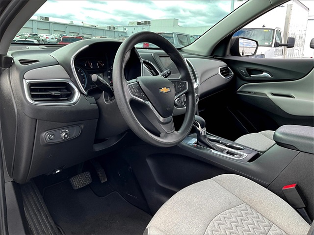 2022 Chevrolet Equinox LS - Photo 8