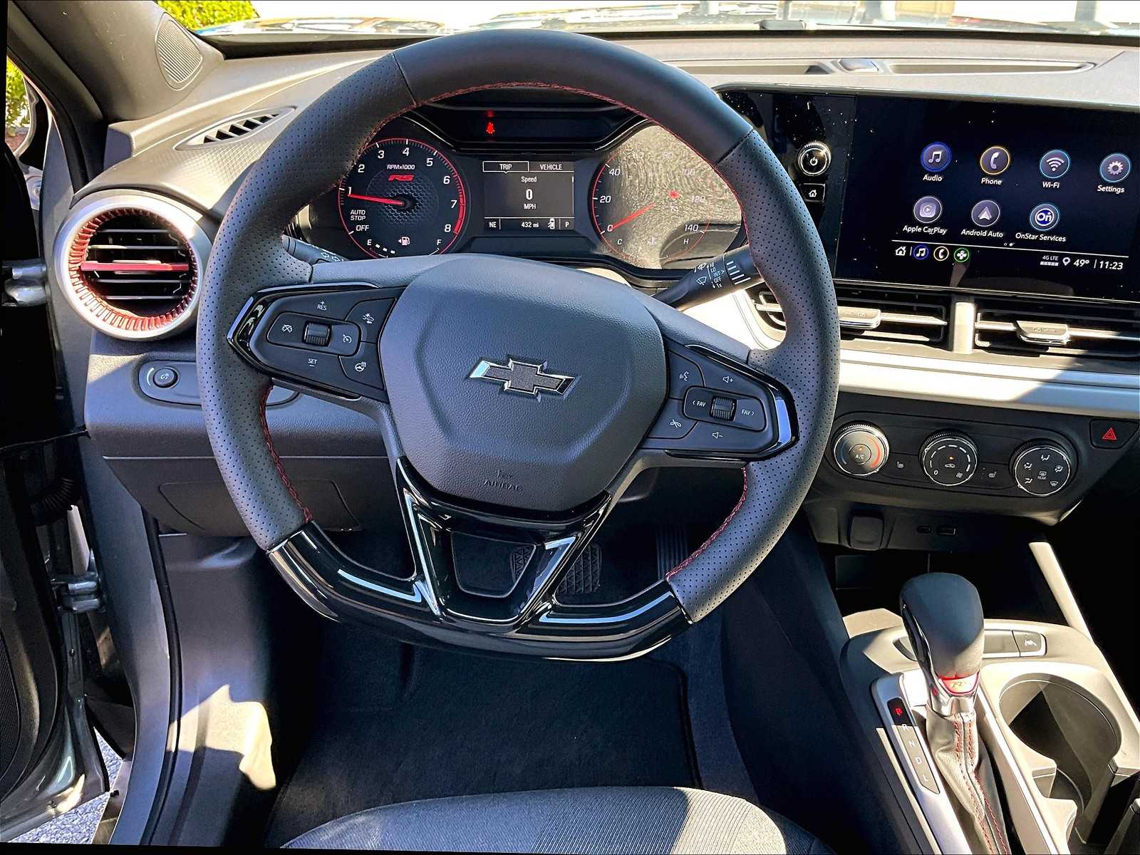 2025 Chevrolet Trax 1RS - Photo 17