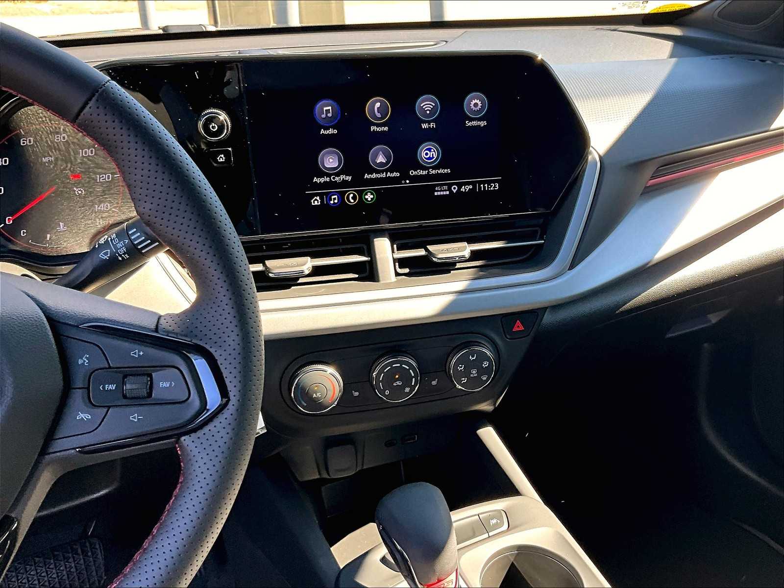 2025 Chevrolet Trax 1RS - Photo 18