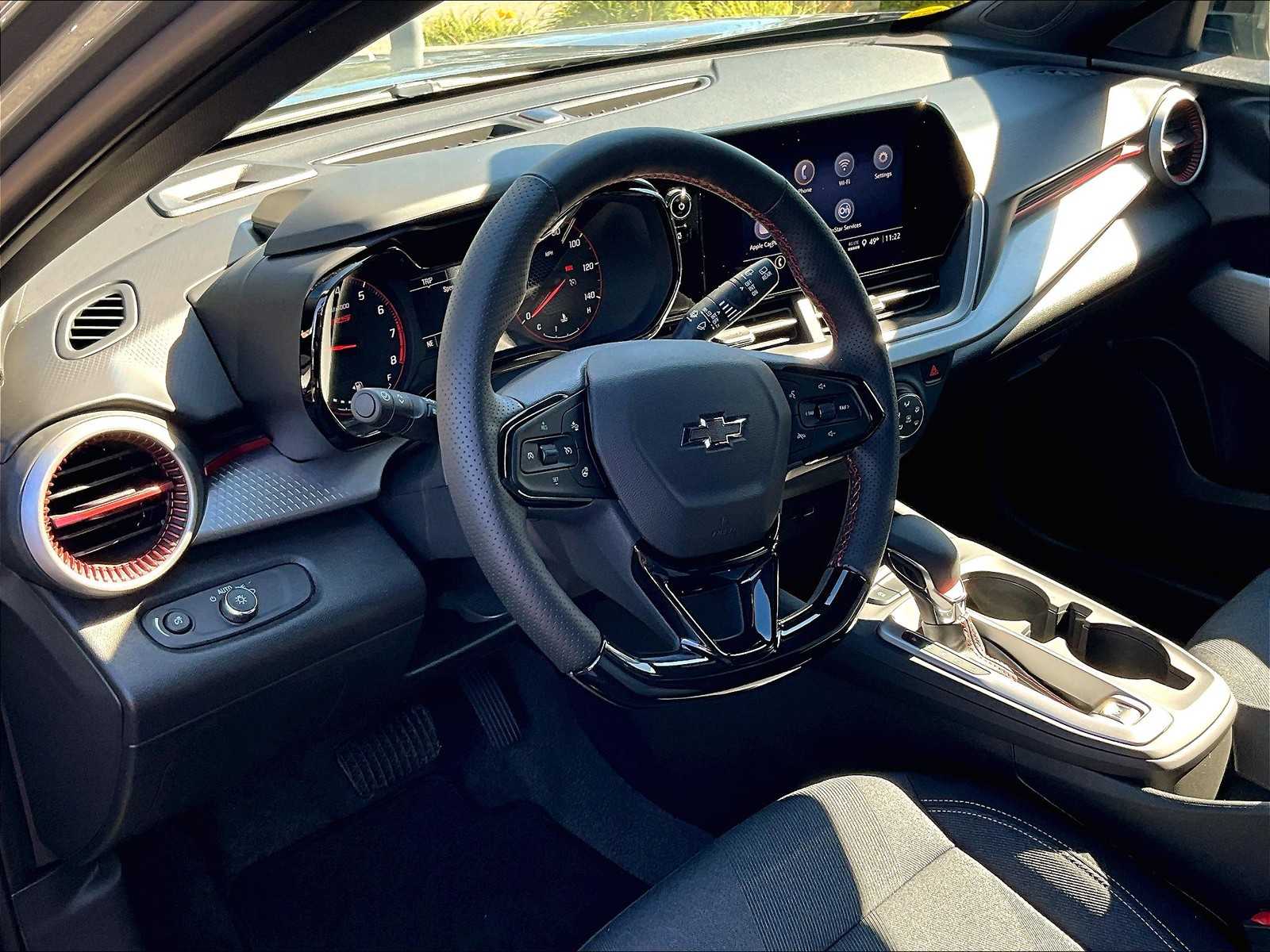 2025 Chevrolet Trax 1RS - Photo 8