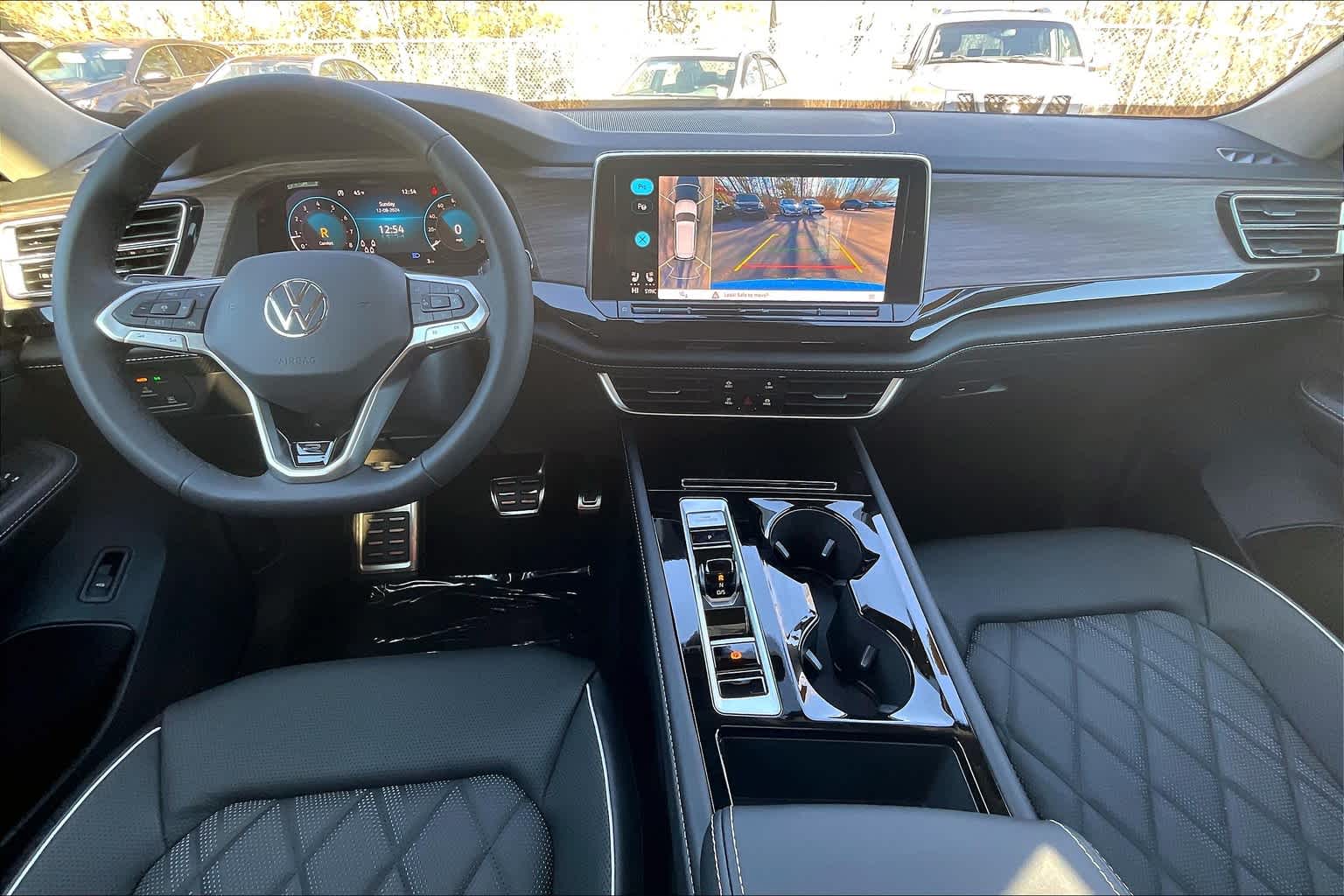 2025 Volkswagen Atlas 2.0T SEL Premium R-Line - Photo 12