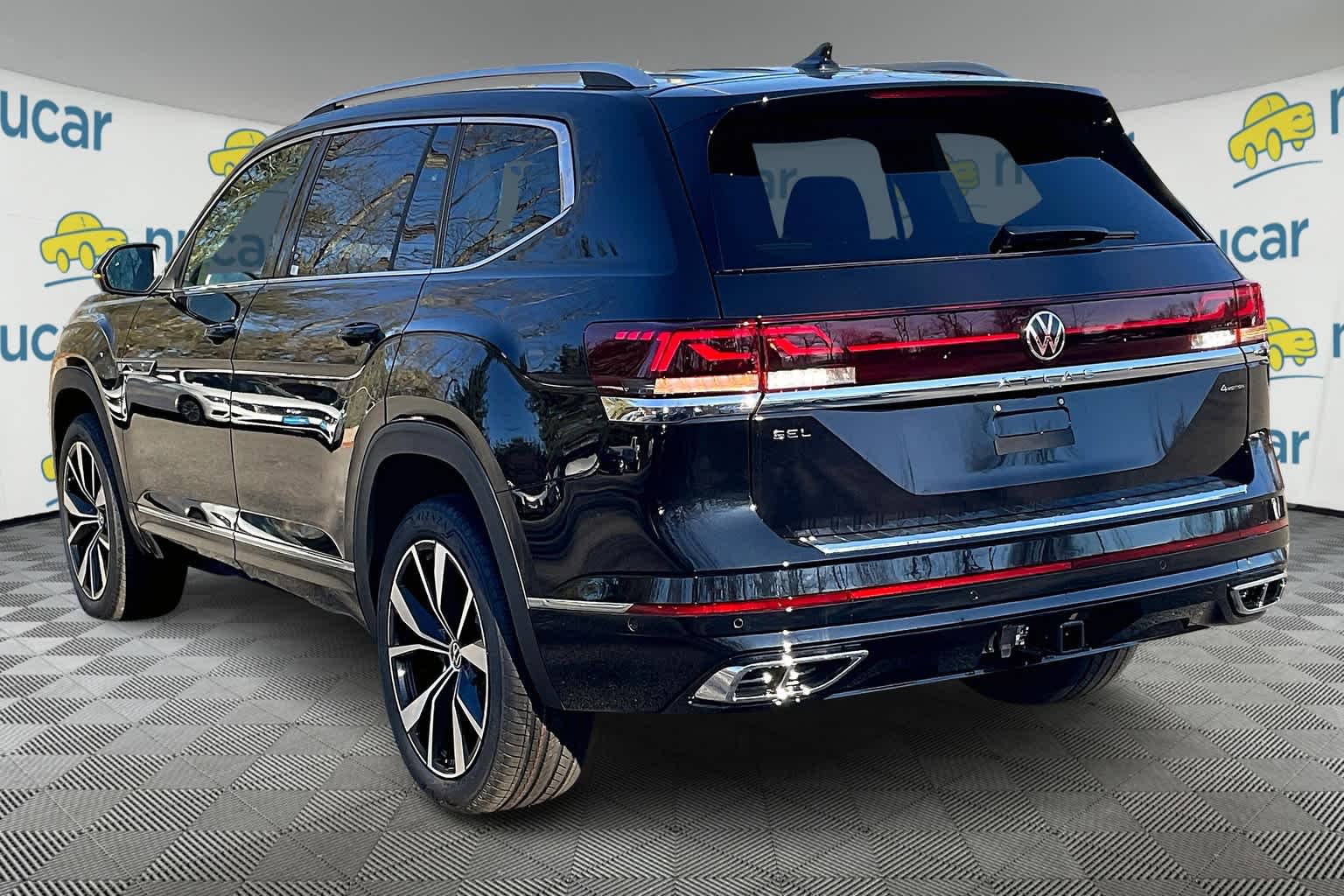 2025 Volkswagen Atlas 2.0T SEL Premium R-Line - Photo 5