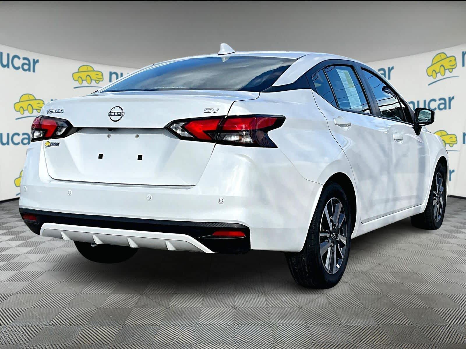 2023 Nissan Versa SV - Photo 6