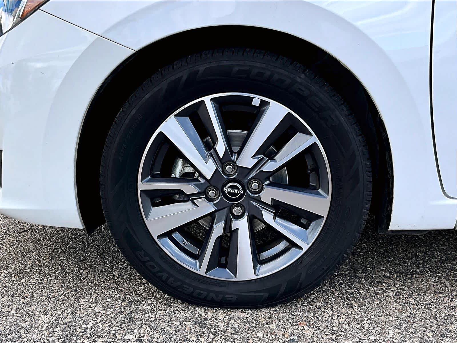 2023 Nissan Versa SV - Photo 7