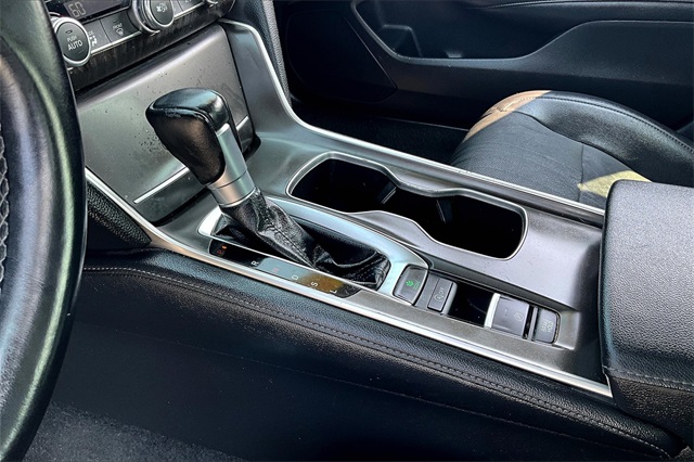 2021 Honda Accord EX-L - Photo 19