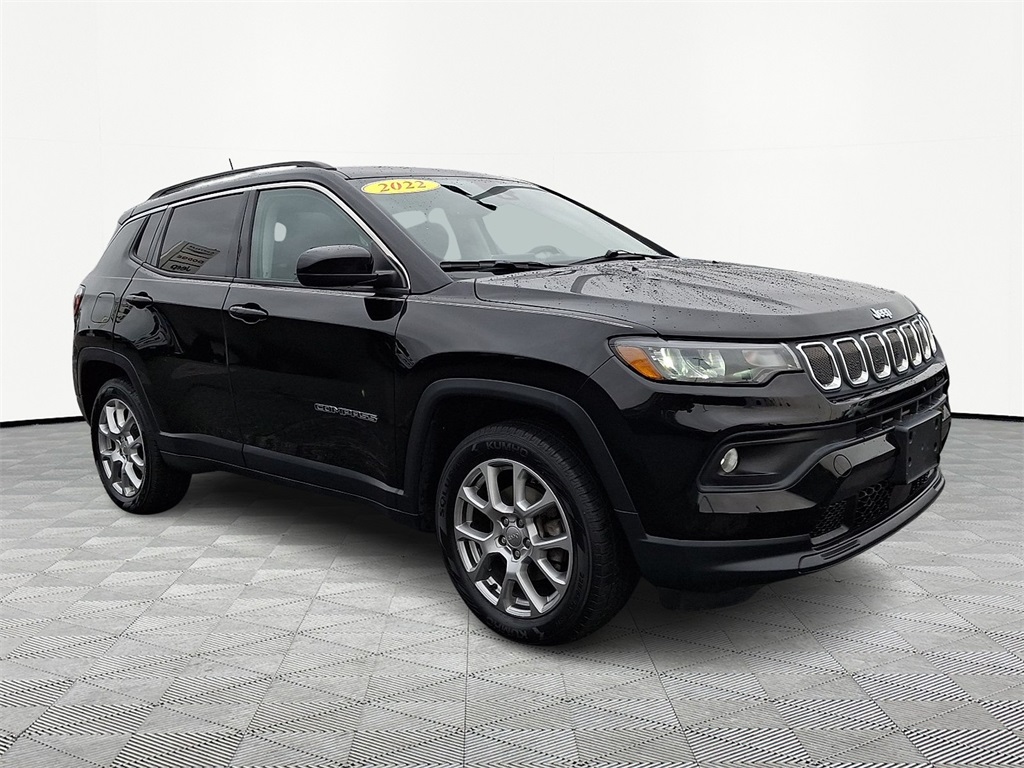 2022 Jeep Compass Latitude Lux
