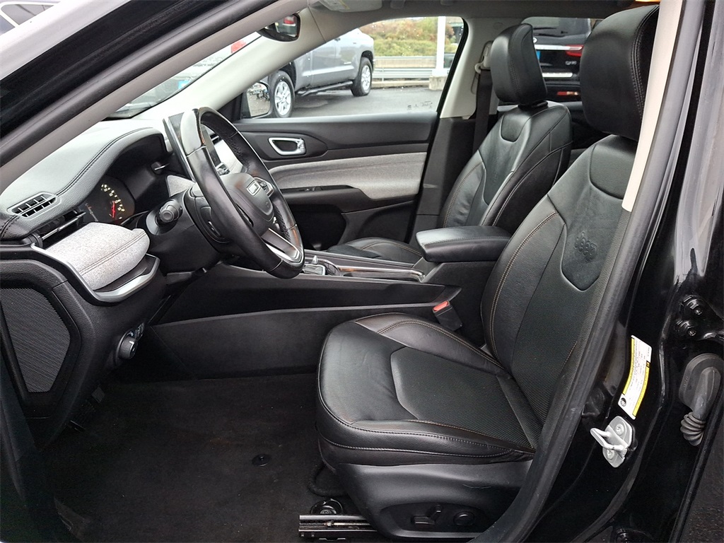 2022 Jeep Compass Latitude Lux - Photo 13