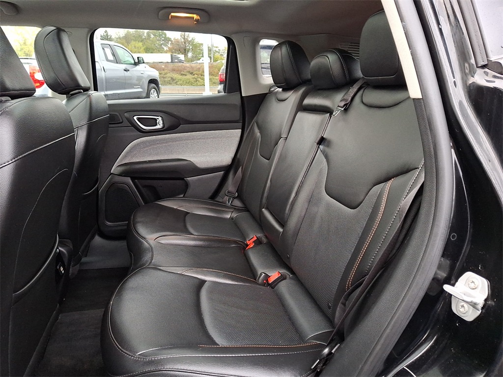 2022 Jeep Compass Latitude Lux - Photo 10
