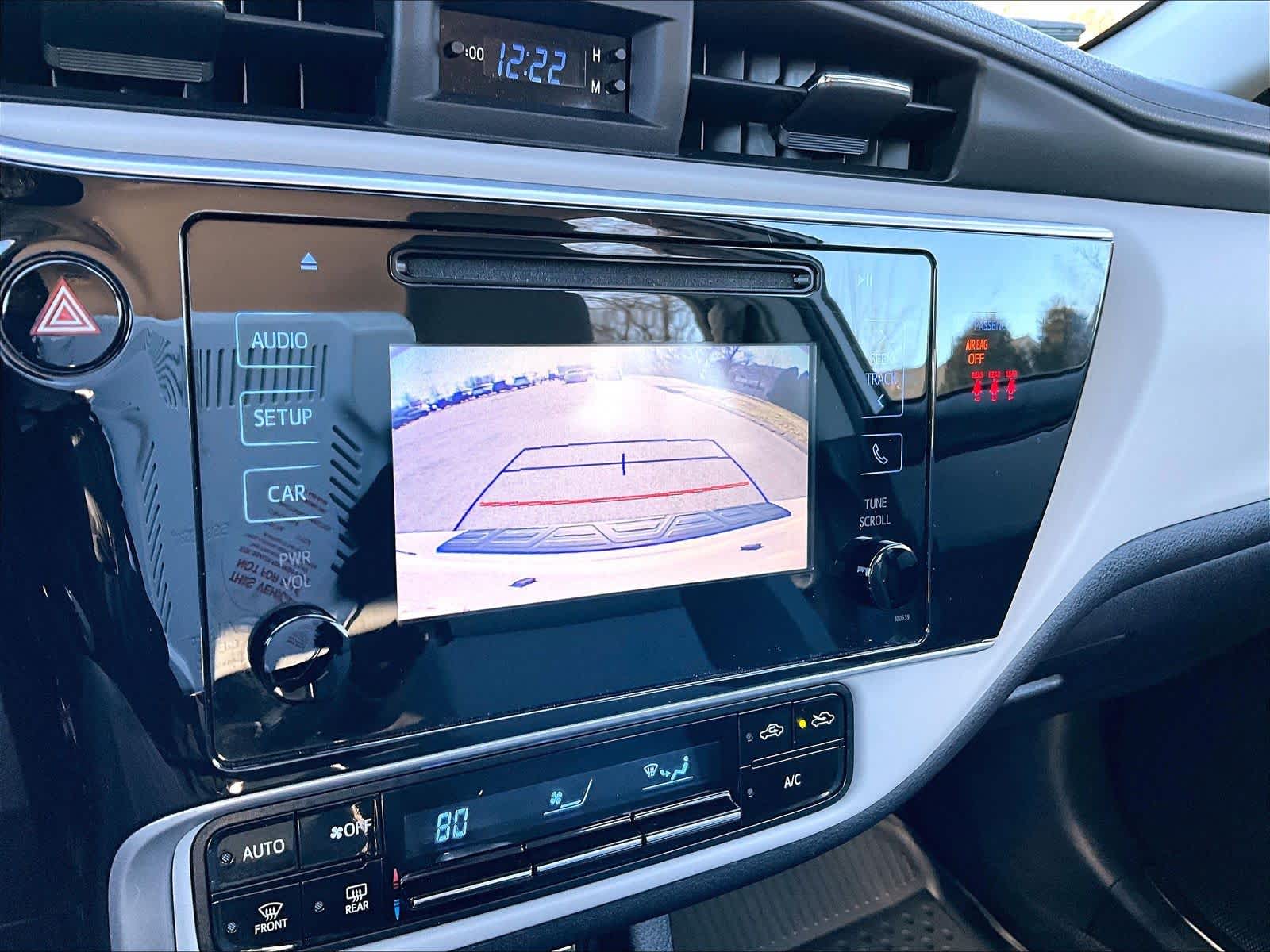 2018 Toyota Corolla LE - Photo 19