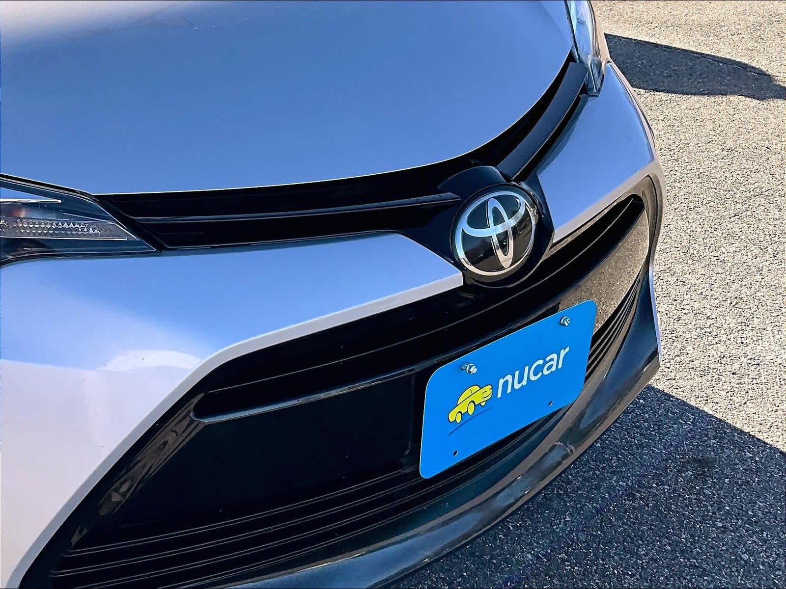 2018 Toyota Corolla LE - Photo 31