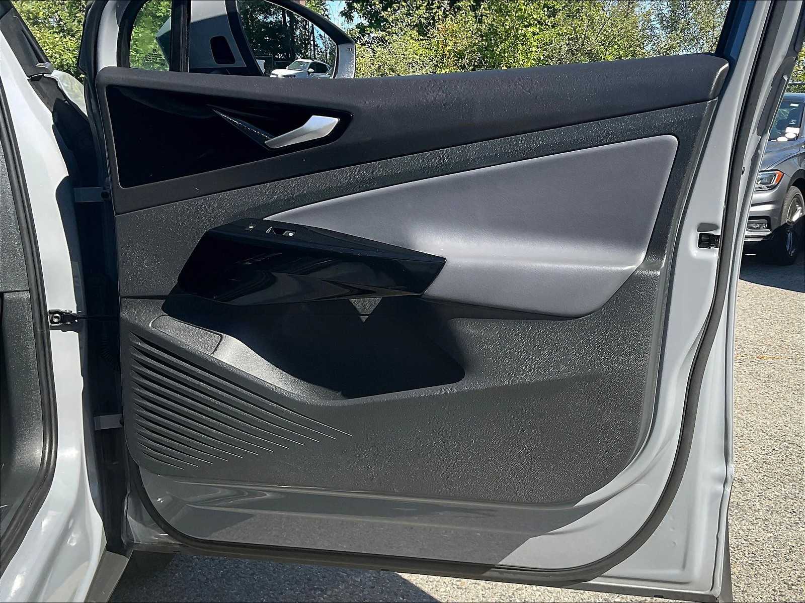 2021 Volkswagen ID.4 Pro - Photo 11